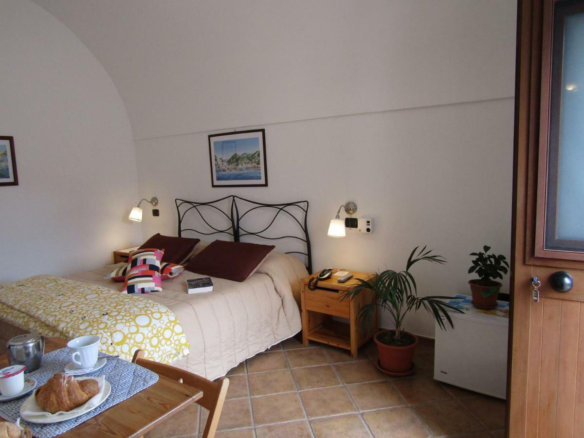 トラモンティ Puesta De Sol Bed & Breakfast エクステリア 写真